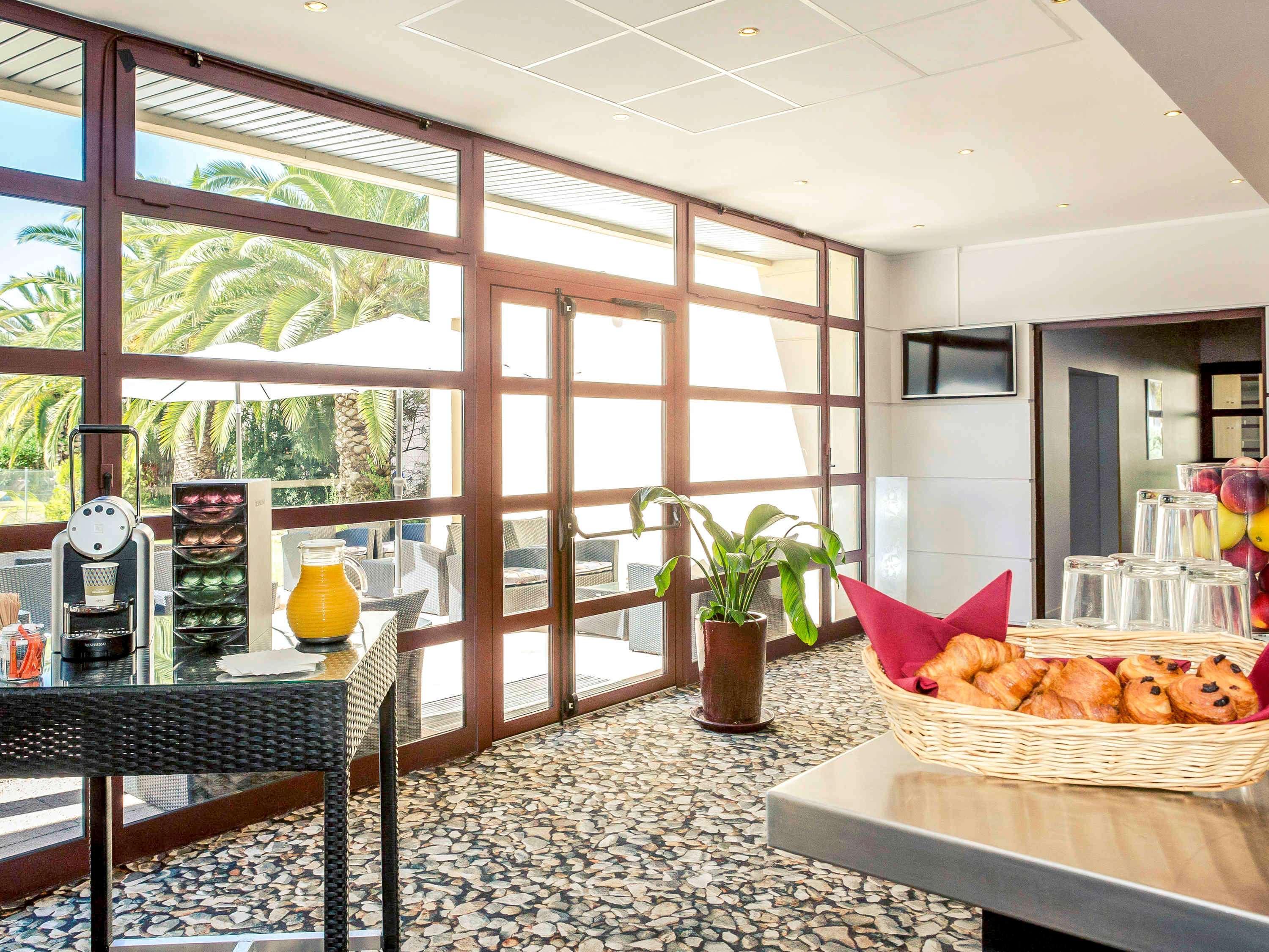 Mercure Cannes Mandelieu Exterior foto